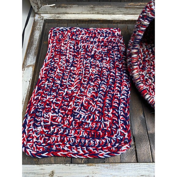 Handmade Crochet Red White Blue Cat Cave Pod Bed Hideaway Warm With Crochet Pad - Picture 6 of 10